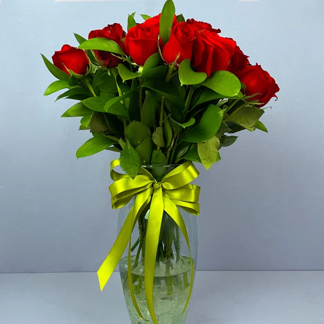 Jarrón de 24 Rosas