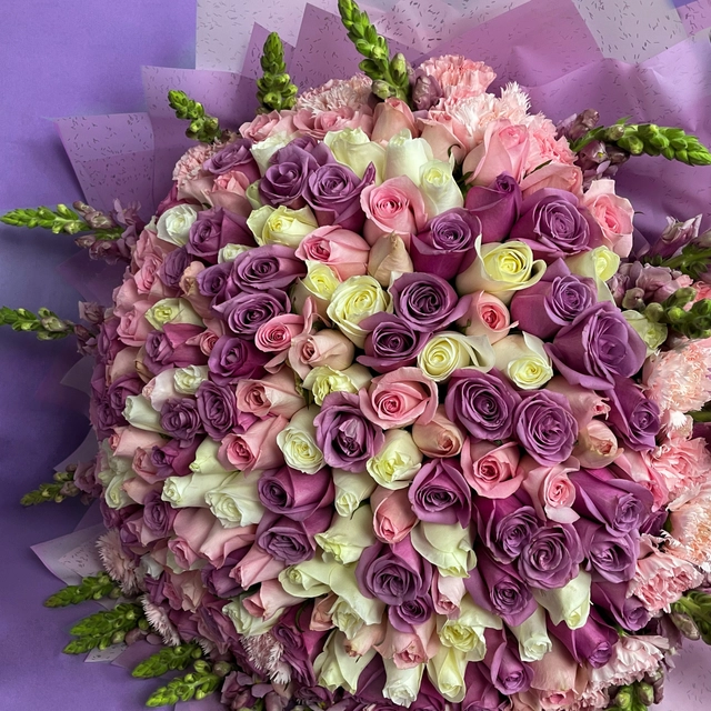 Ramo Rapunzel de 200 Rosas