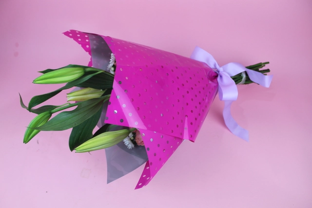 Bouquet 24 Rosas Rosa y Lilis