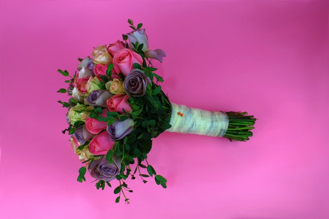 Ramo de Novia con 50 Rosas Pastel