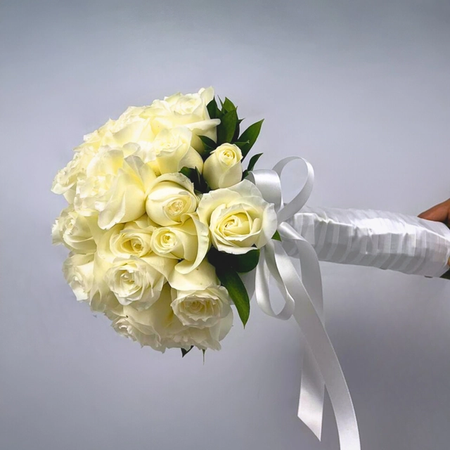 RAMO DE NOVIA 50 ROSAS