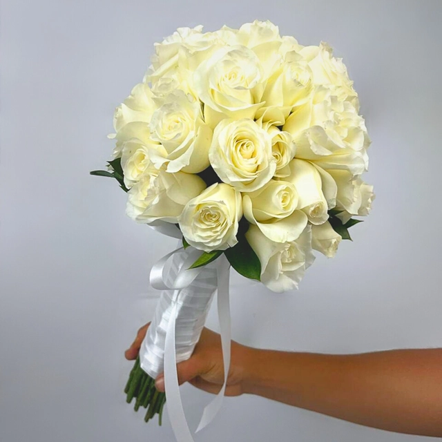 RAMO DE NOVIA 50 ROSAS