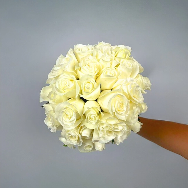 RAMO DE NOVIA 50 ROSAS